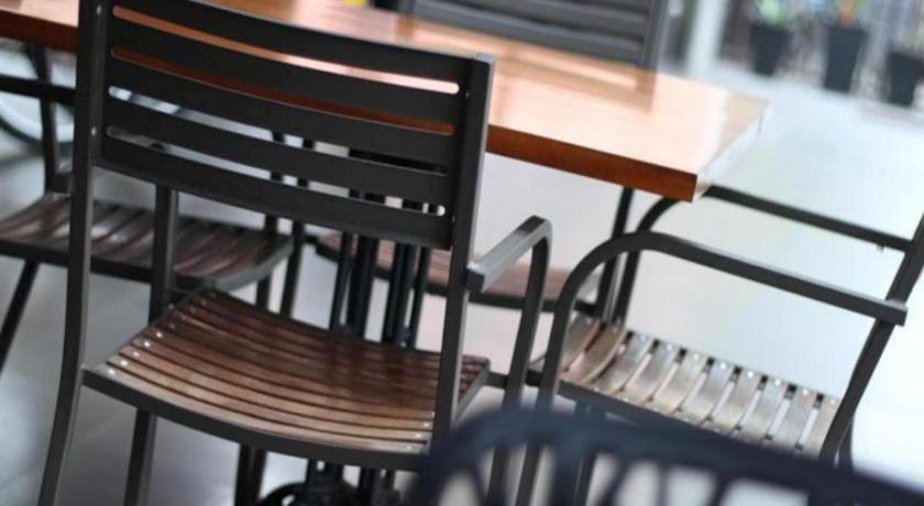 Plan B Hotel Padang  Dış mekan fotoğraf